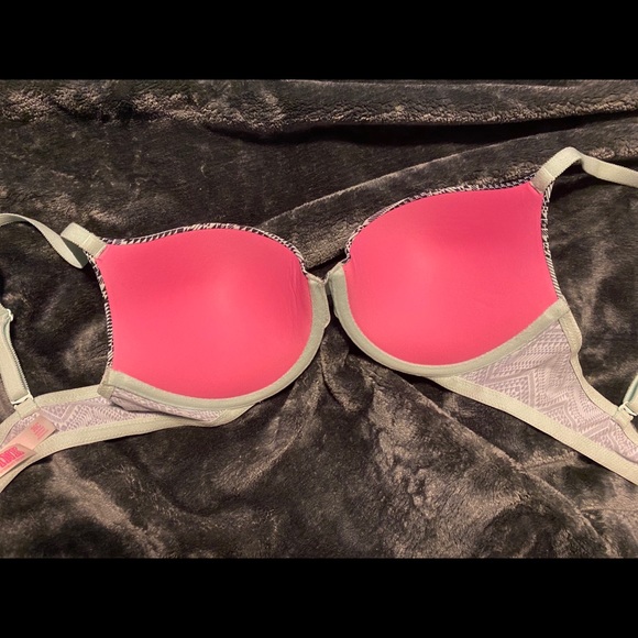 Bundle of TWO VS Pink Push Up Bras - Picture 6 of 9